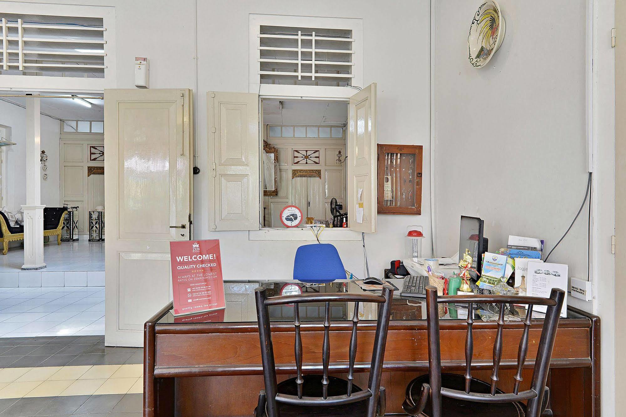 Zen Rooms Panembahan Kraton Yogyakarta Exterior foto
